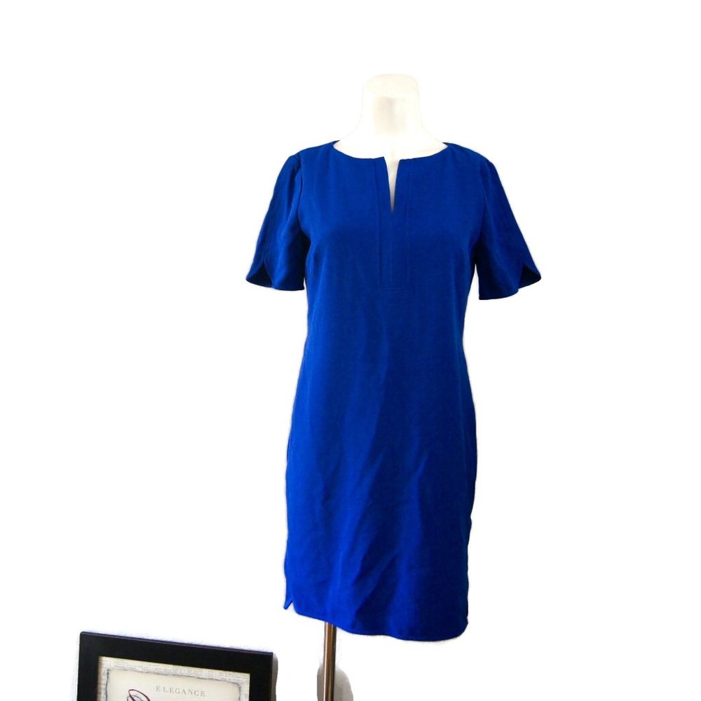 Adrianna Papell Women's Dress Blue Size 4P Shift Longer Back